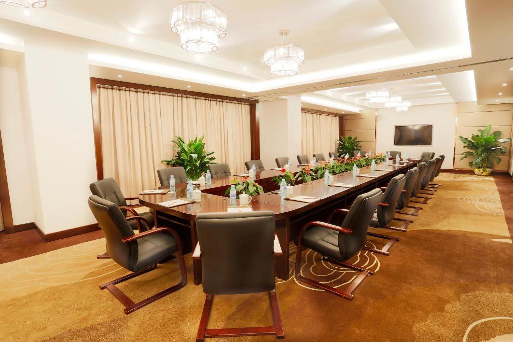 Ritan Hotel Downtown Beijing Bagian luar foto