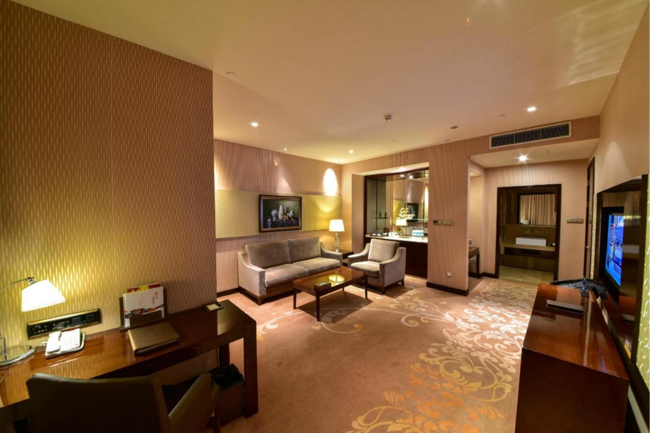 Ritan Hotel Downtown Beijing Bagian luar foto