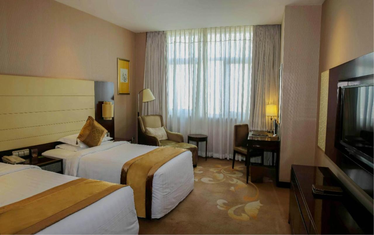 Ritan Hotel Downtown Beijing Bagian luar foto